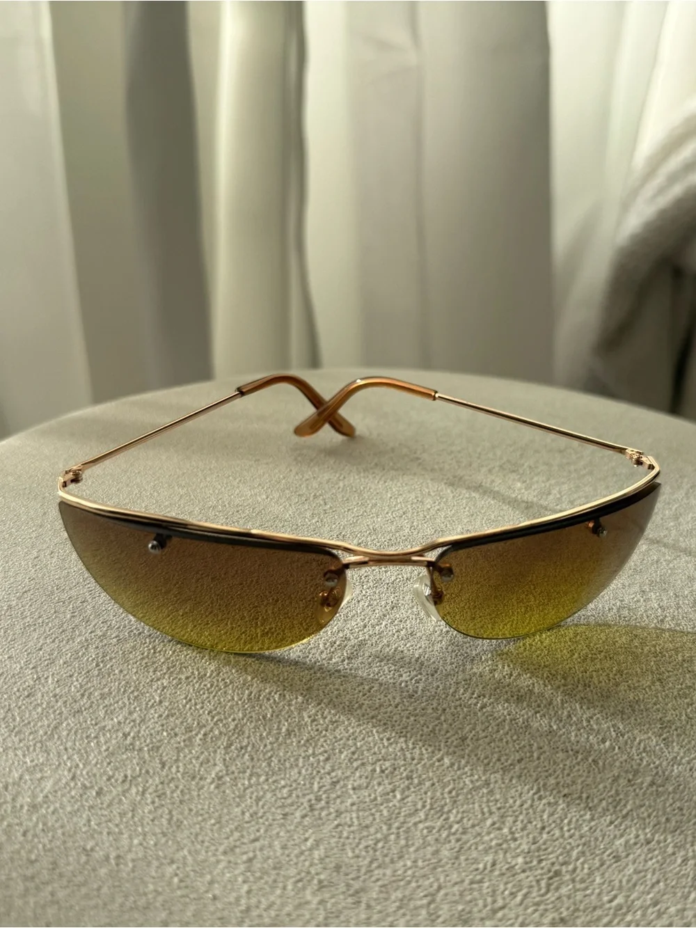Rimless Gold Frame Sunglasses with Gradient Yellow-Brown Lenses